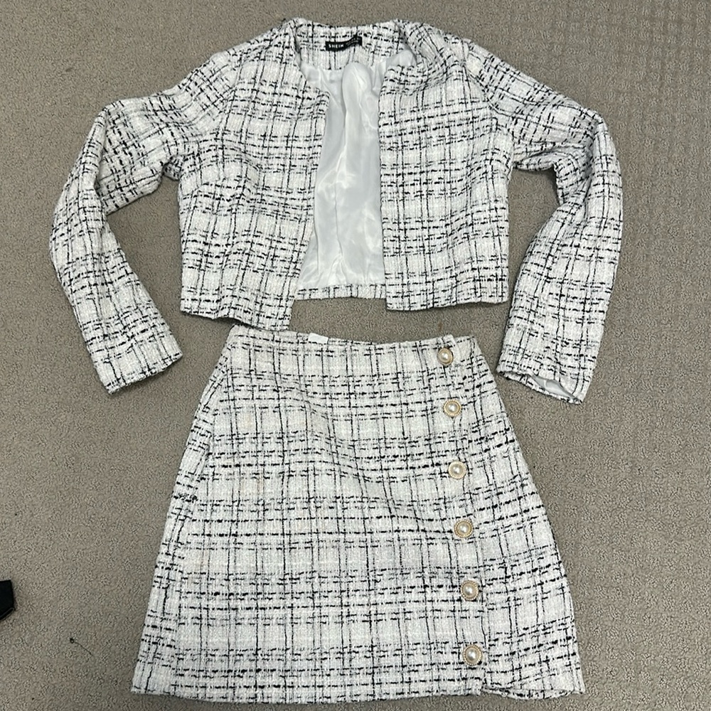 Tweed black and white pattern - matching skirt and crop jacket set